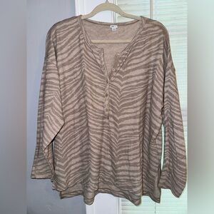 Aerie neutral zebra print Henley long sleeve top - large